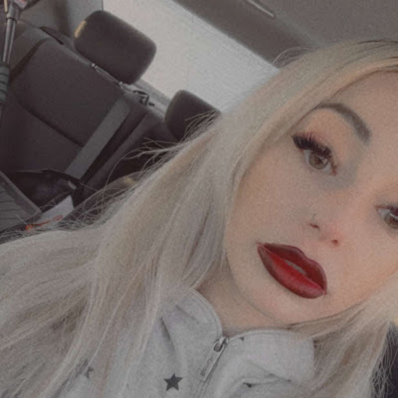 Meet your Posher, Payton - Picture 1 of 1